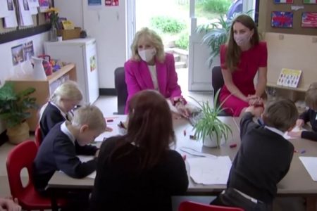 US First Lady Visits School with Kate Middleton