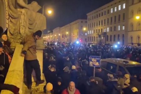 11 detained in unauthorized COVID-19 demonstration in Munich