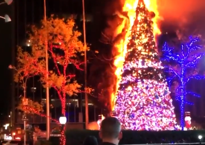 christmas tree set on fire by a homeless man in US