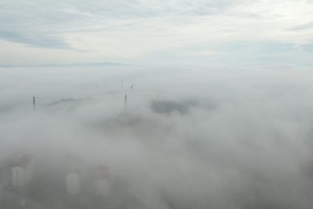 dense fog greets Turkey’s balikesir