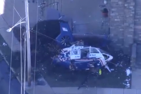 helicopter crashes into residential area in US