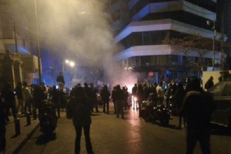 anti-government protesters clash with police in lebanon