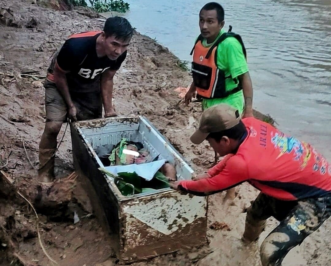 Philippine boy survives landslides hiding in refrigerator - IHA News