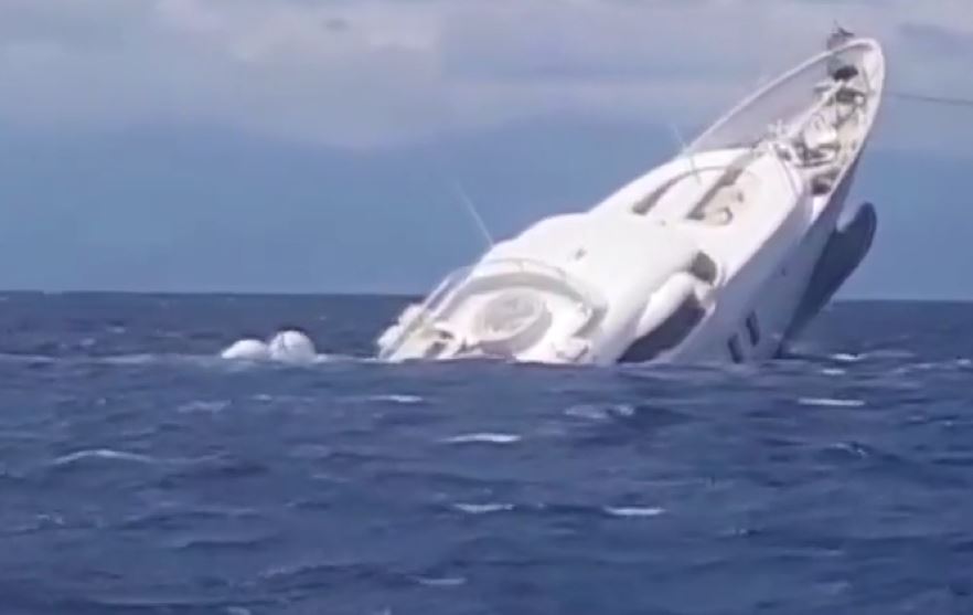 Large Superyacht Sank In Italy - Iha News