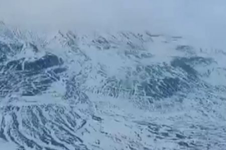 6 climbers died climbing the biggest volcano in Russia