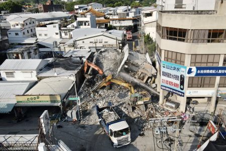 Current Aftermath of Taiwan earthquake: 1 dead, 79 injured