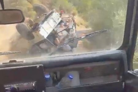 Jeep carrying tourists overturned in Antalya, Turkey