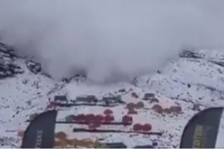 Avalanche in India’s Himalayas: 10 dead, 11 missing