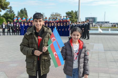 Azerbaijan celebrates State Flag Day