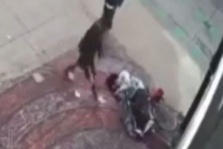 Brutal bicycle theft in mexico