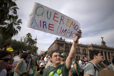 mexicans demand betterment in air quality