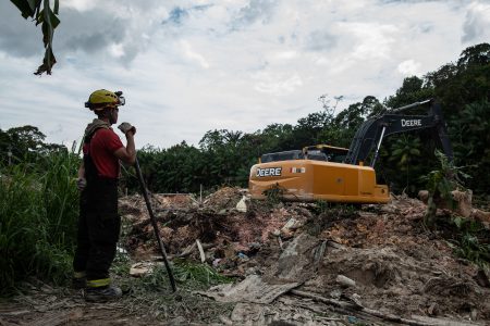 landslide kills 8 in brazil