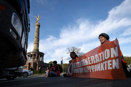 Climate activists glued their hands to road, traffic halted in Germany