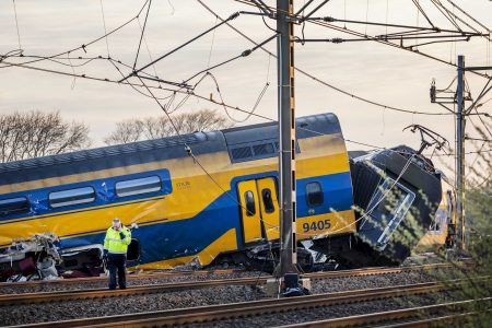 Passenger train derails in Netherlands: 1 dead, 30 injured