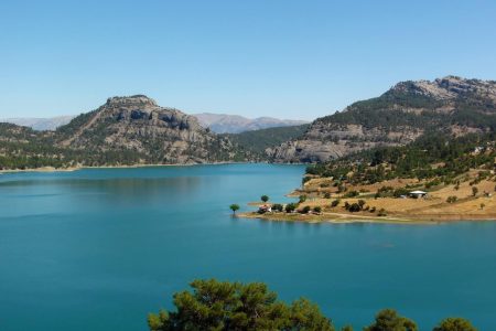 Menzelet Dam: A Scenic Retreat in Kahramanmaraş