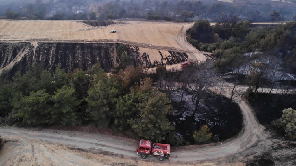 ÇANAKKALE'DE YANGININ BOYUTU GÜN AĞARINCA ORTAYA ÇIKTI