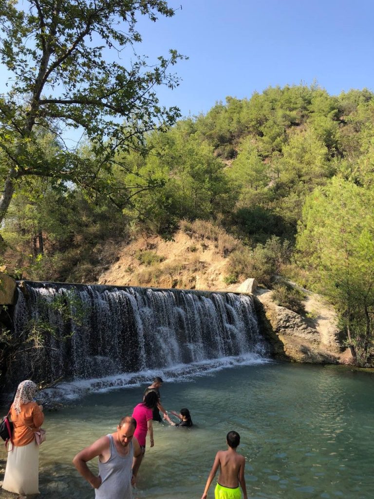 ADANA'DA YEDİGÖZE ŞELALESİ VE MİLLİ PARKLAR ZİYARETÇİ AKININA UĞRUYOR