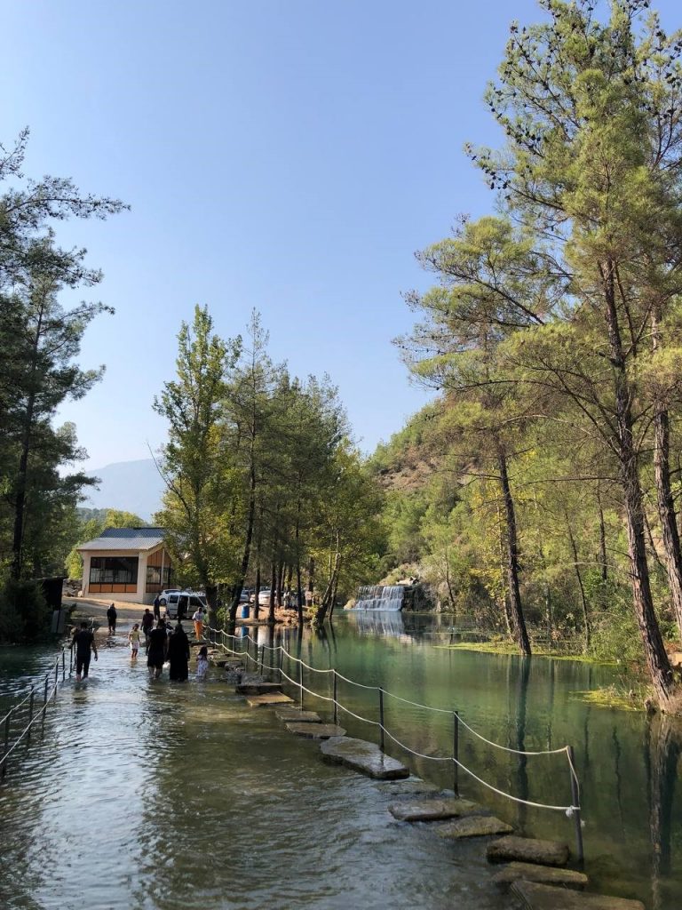 ADANA'DA YEDİGÖZE ŞELALESİ VE MİLLİ PARKLAR ZİYARETÇİ AKININA UĞRUYOR