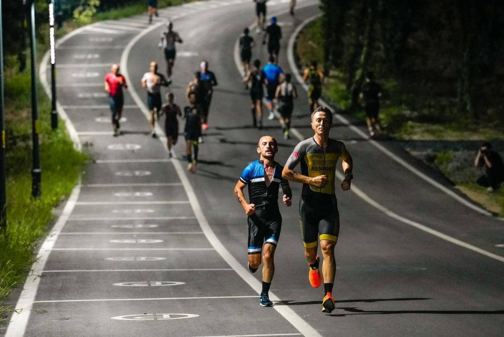 BEYKOZ DUATLONU'NDA YAKLAŞIK 200 SPORCU TER DÖKTÜ