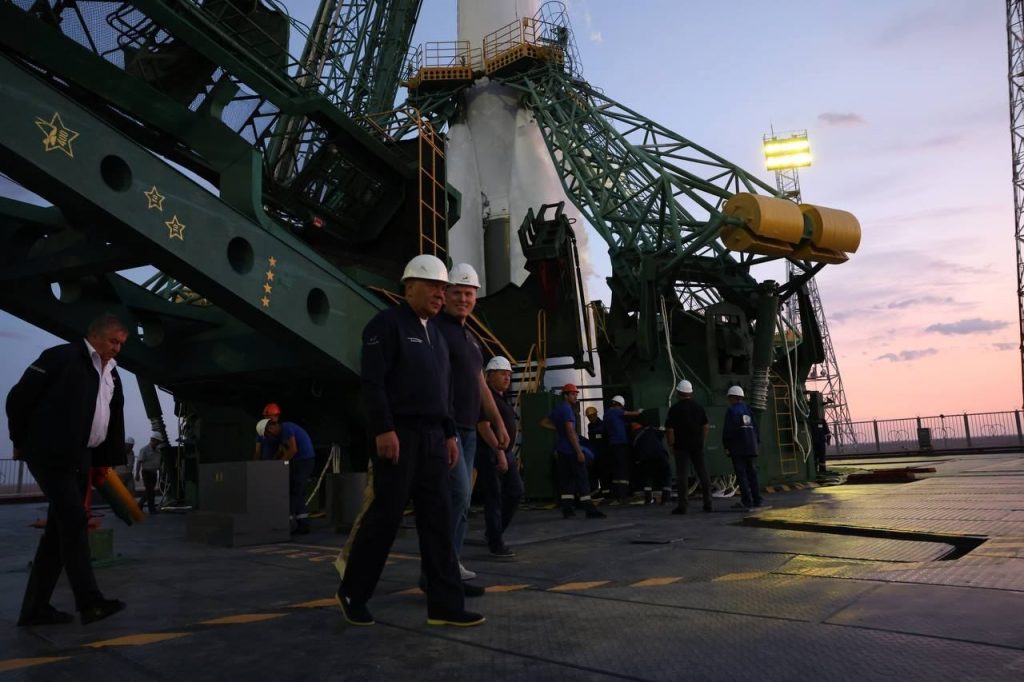 RUSYA'NIN PROGRESS MS-24 KARGO ARACI UZAYA FIRLATILDI