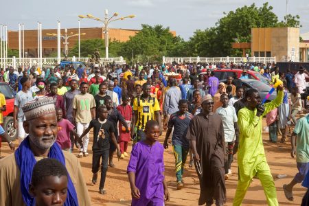 Thousands Rally in Support of Junta Amidst Coup in Niger
