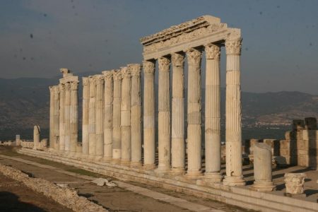Anatolia: Cradle of Civilizations Through the Ages