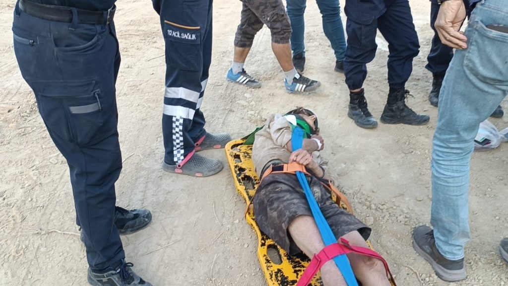 DOMUZ AVINA ÇIKAN AVCILAR FARK ETTİ: FRANSIZ GEZGİN 3 GÜNDÜR MADEN SAHASINDA MAHSUR KALMIŞ