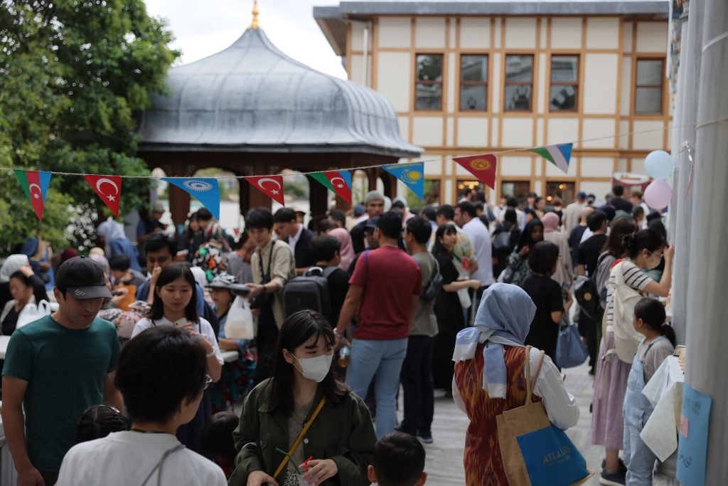 JAPONYA'DA TÜRK DEVLETLERİ YEMEK VE KÜLTÜR FESTİVALİNE YOĞUN İLGİ