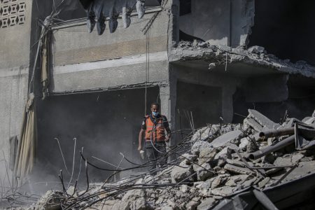 Death Toll in Palestine Increased to 9.770