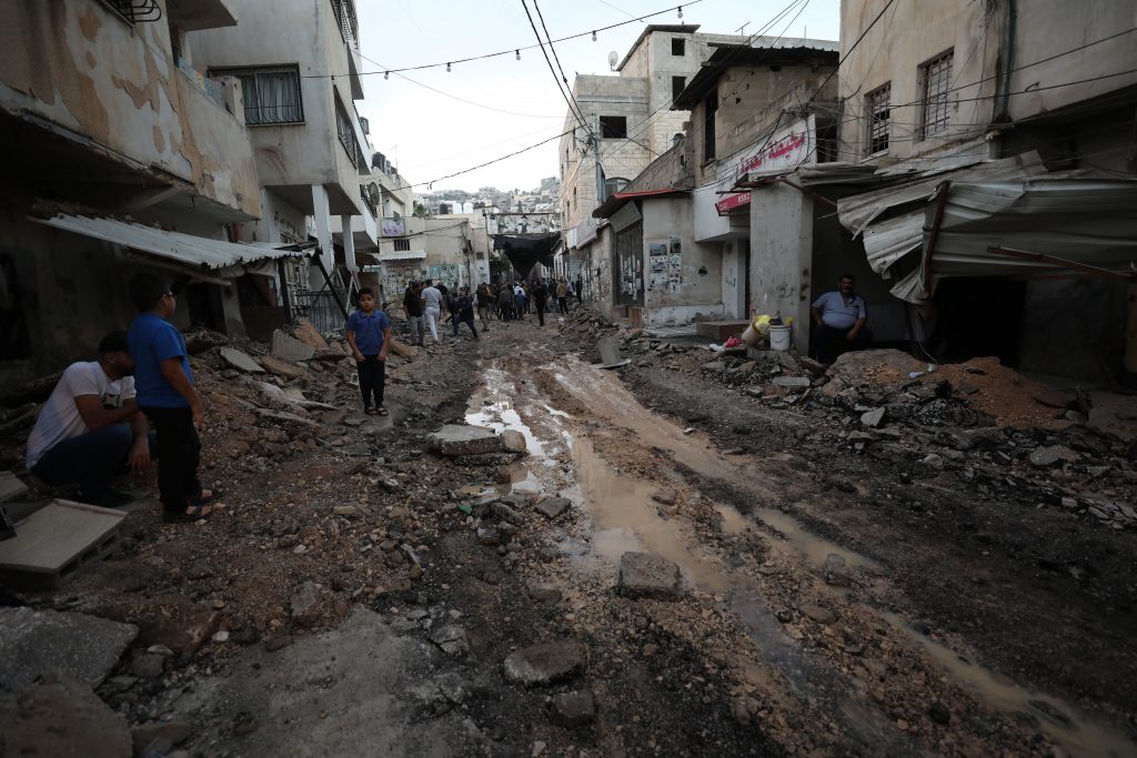 At least two Palestinians killed in the West Bank following Israeli raids