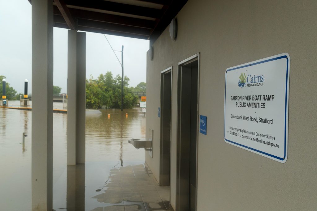Floods in the far north of Queensland due to the ex-tropical cyclone Jasper