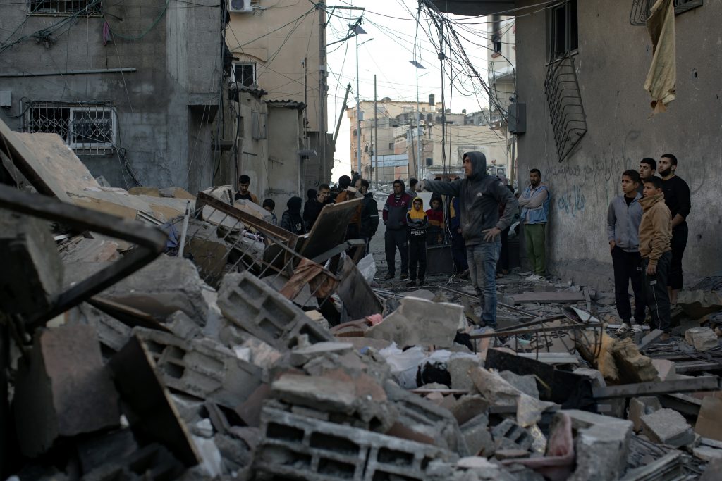 Israeli air strike in Khan Yunis