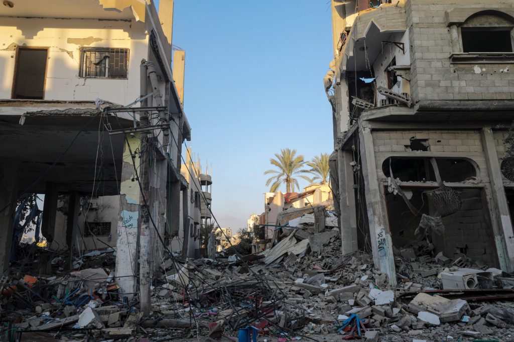 Israel continues military strikes on Gaza