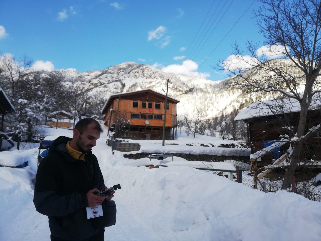 SAKİN ŞEHİR ŞAVŞAT'TAN KARTPOSTALLIK KAR MANZARALARI
