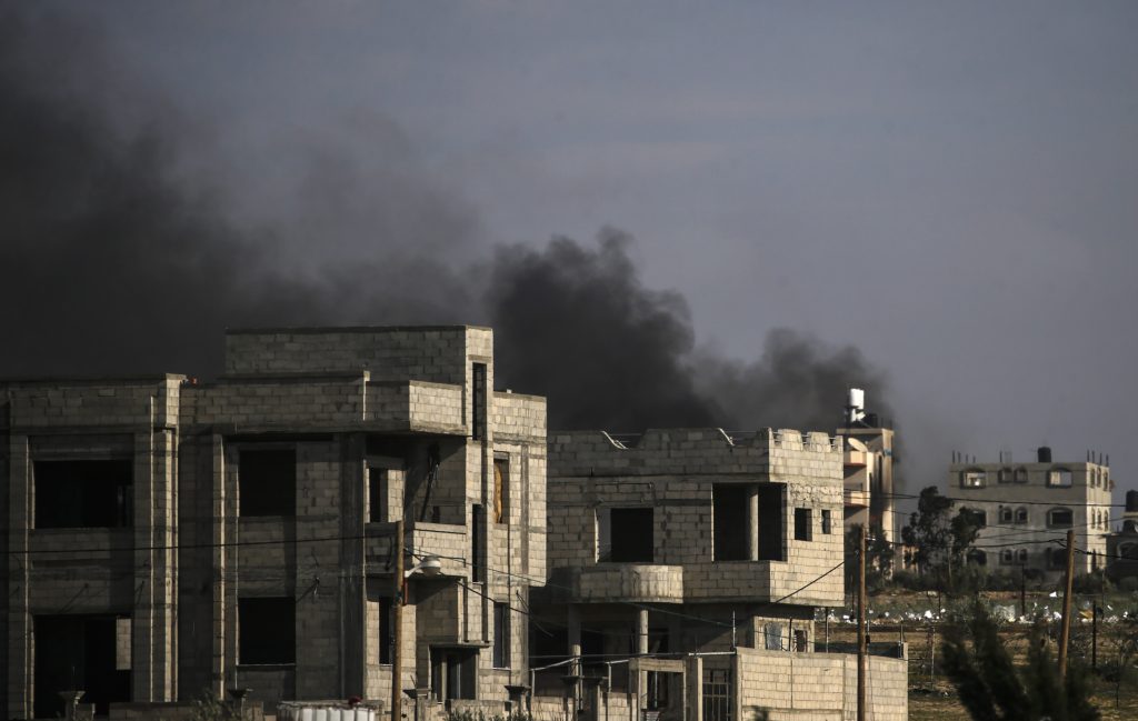 Israeli troops carry out operation in Khan Younis, southern Gaza