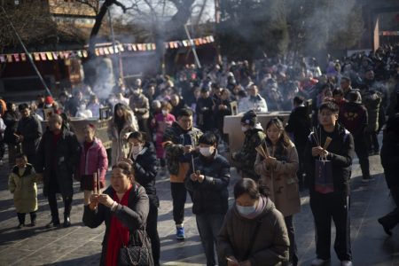 Chinese Worshipers Prayed on First Day of Chinese New Year