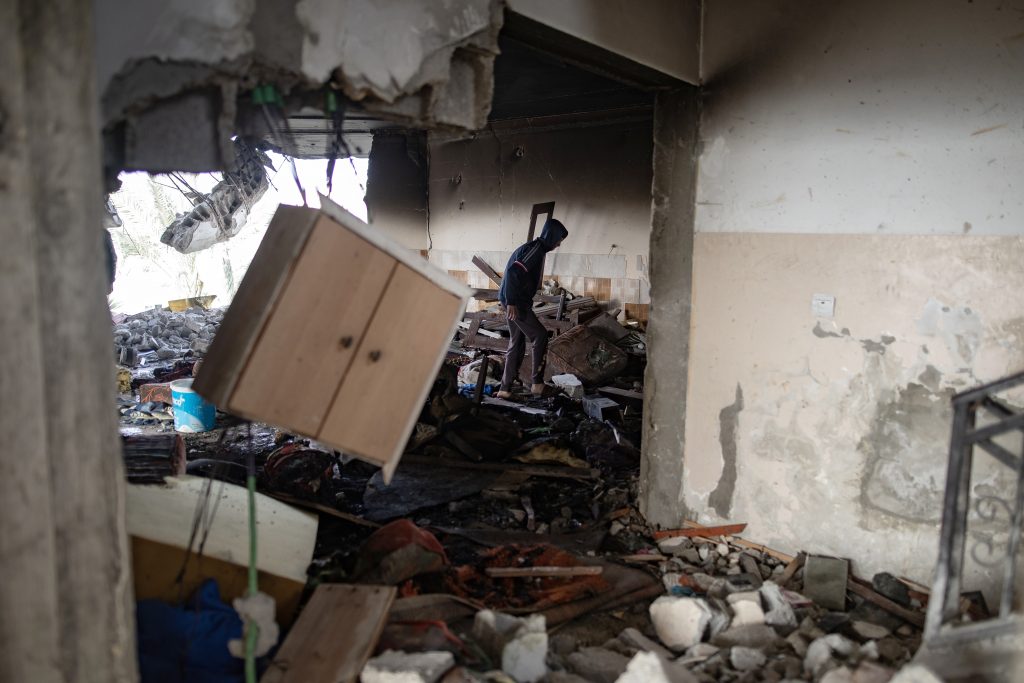 Israeli airstrikes hit Rafah