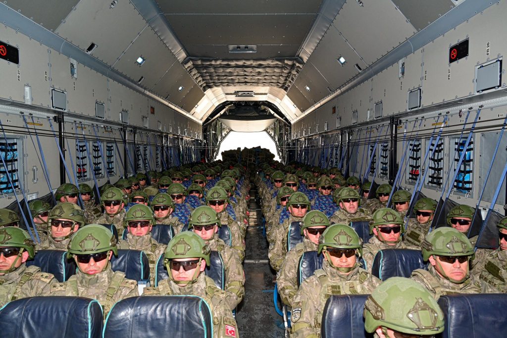 NATO'NUN TALEBİ ÜZERİNE GÖREVLENDİRİLEN TÜRK BİRLİĞİ KOSOVA'DA