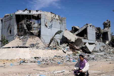 Gazan Death Toll Increased to 33,729