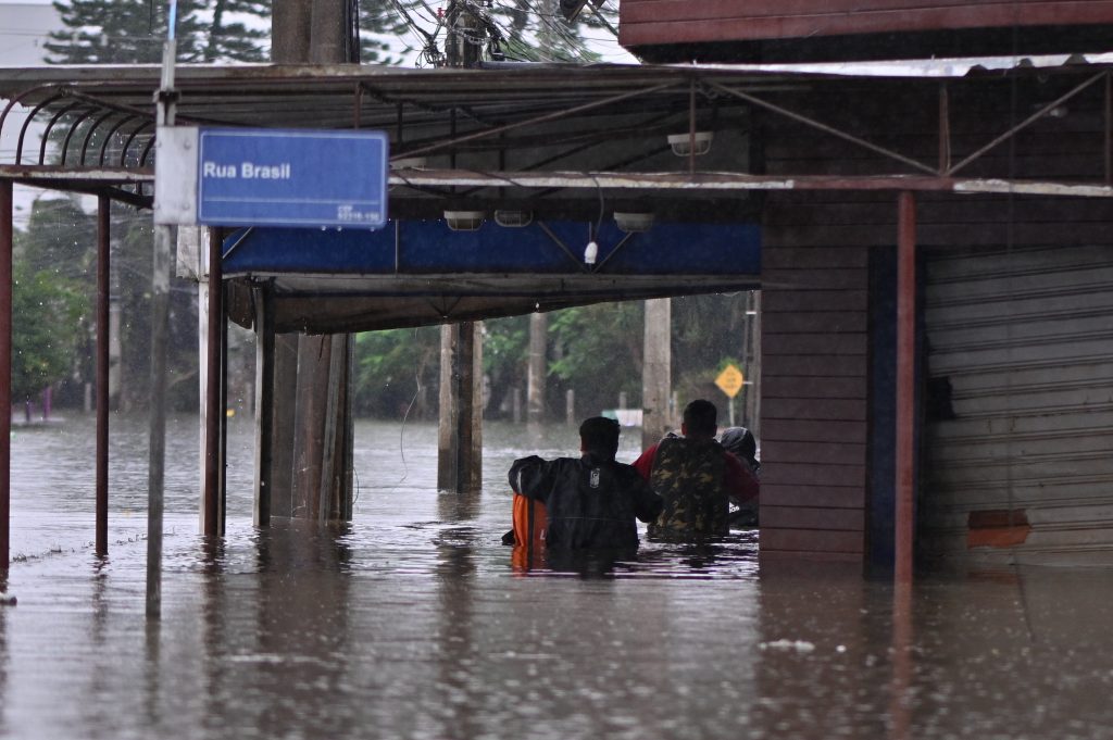 Deaths in southern Brazil total 116 and government warns of more rains over the weekend