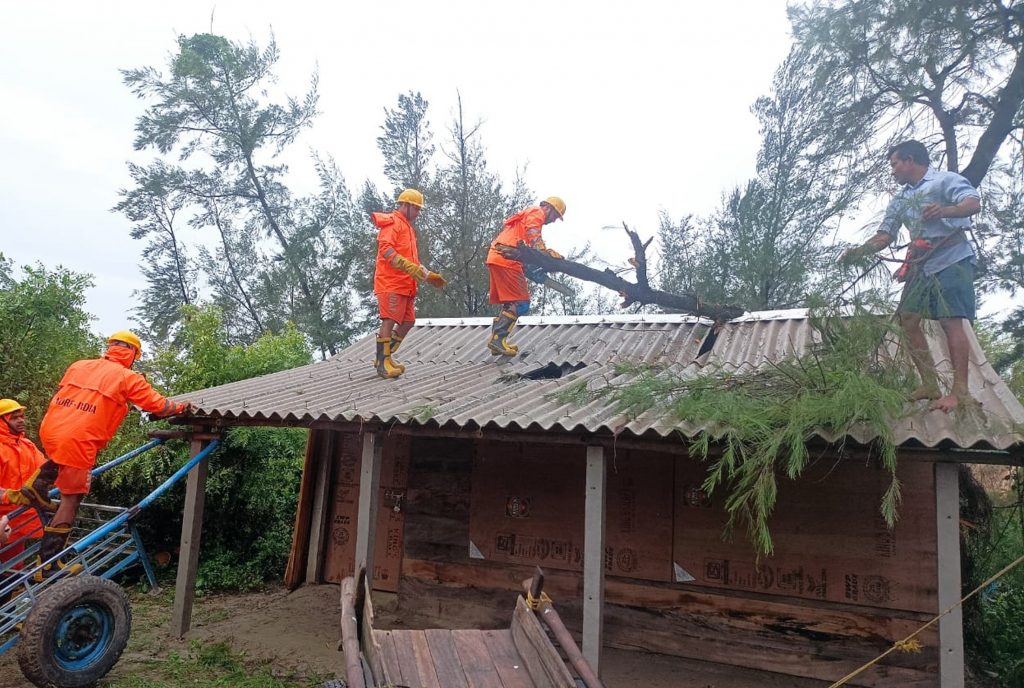 Authorities begin clean-up in the aftermath of tropical cyclone Remal making landfall in West Bengal