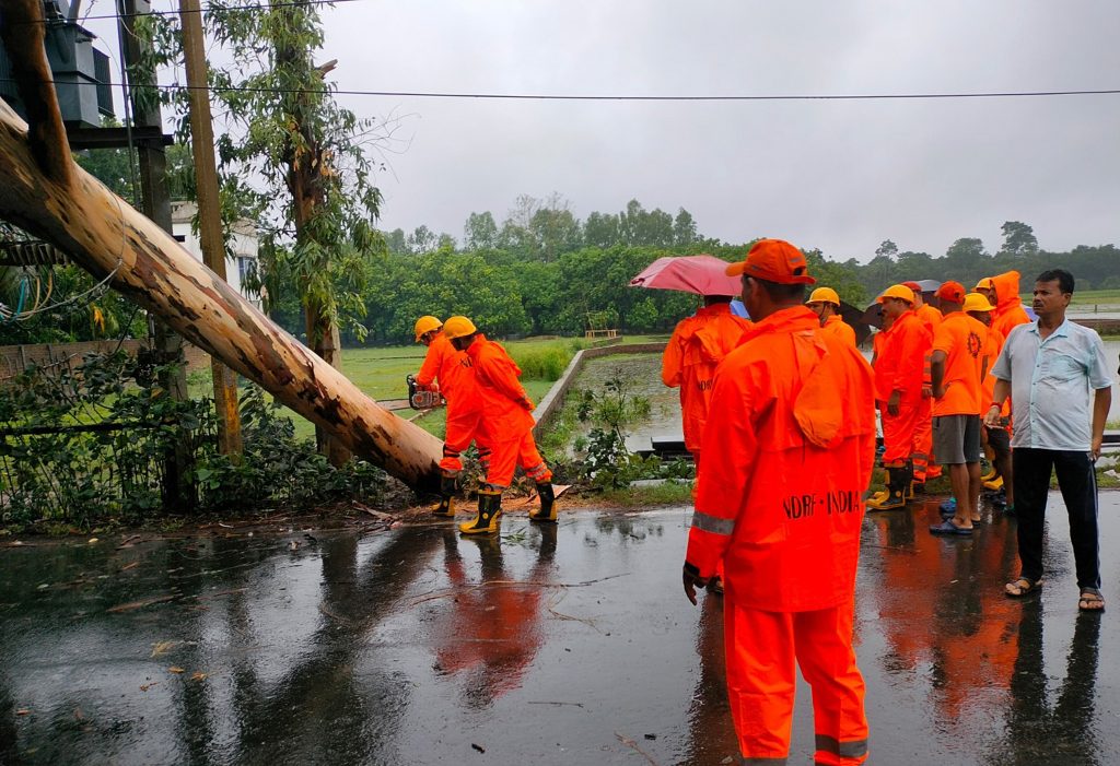 Authorities begin clean-up in the aftermath of tropical cyclone Remal making landfall in West Bengal