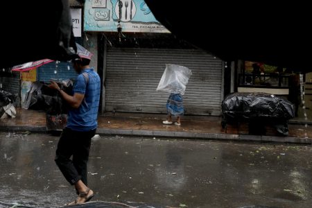 Death Toll from Cyclone in India Rises to 23