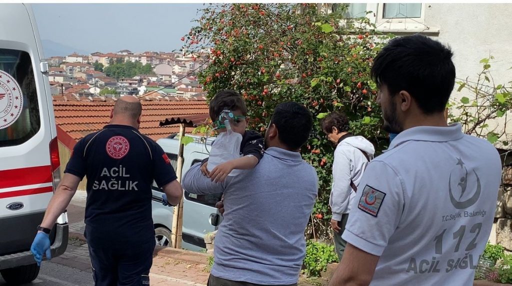 BİNADA YANGIN DEHŞETİ: 7 YAŞINDAKİ ÇOCUK HAYATINI KAYBETTİ