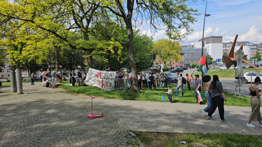 BELÇİKA'DA İSRAİL'E YAPILAN SİLAH SATIŞI PROTESTO EDİLDİ