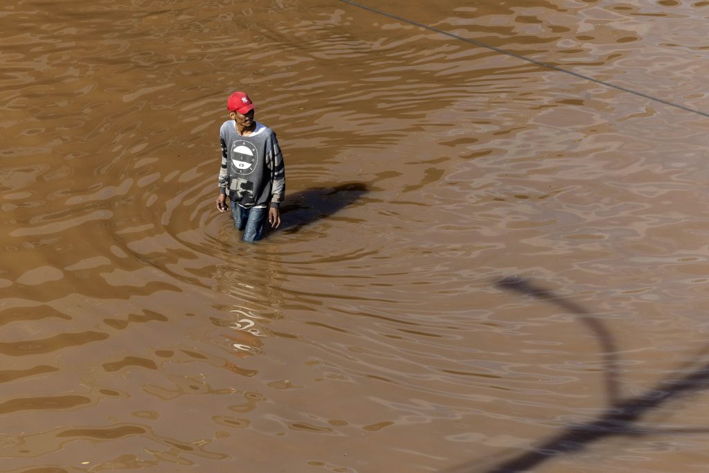 Death toll rises to 67 from floods in southern Brazil