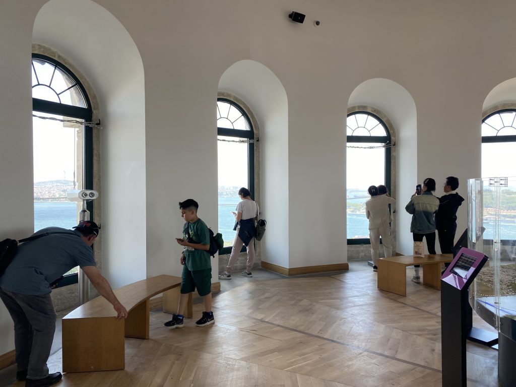 RESTORASYONU TAMAMLANAN GALATA KULESİ ZİYARETE AÇILDI