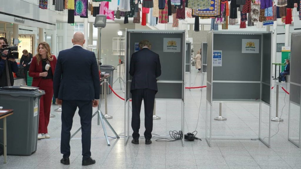 AVRUPA PARLAMENTOSU SEÇİMLERİ BAŞLADI