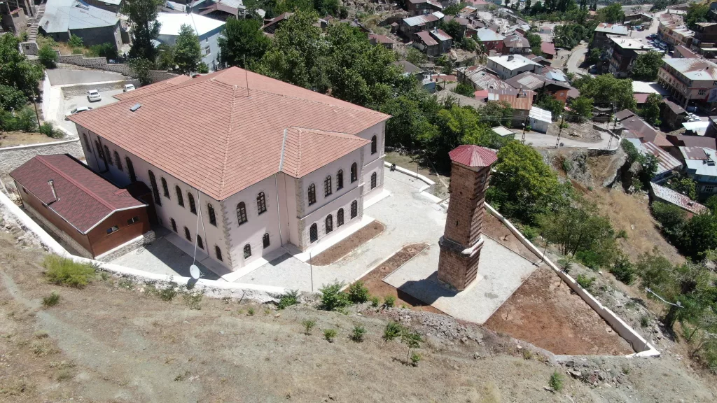 II. ABDÜLHAMİD'İN TAHTA ÇIKIŞINA ÖZEL YAPILMIŞTI: BÖLGEDE SADECE O AYAKTA KALDI