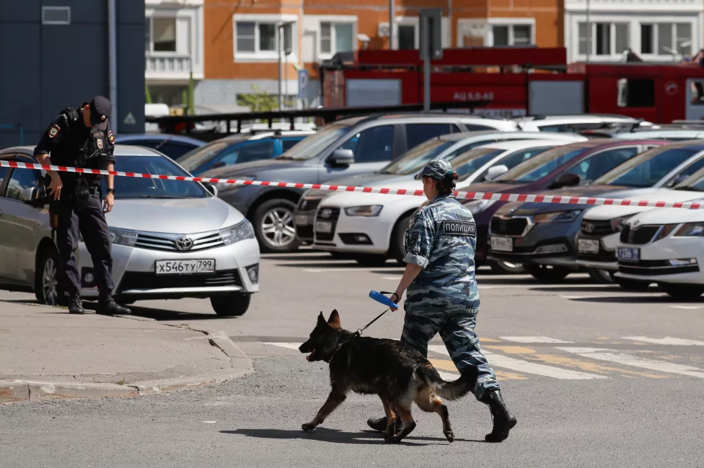 At least two injured in car explosion north of Moscow